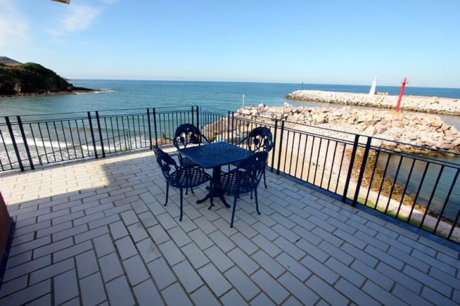 WEBIMG145181_SecludedDeck_140115132457-qbsoxr7z2zaf9nwfzxgcmwlipdsmo8l5cayicqiqgg