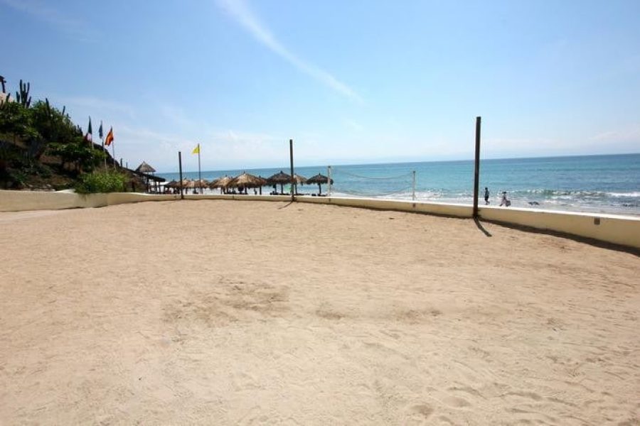 WEBIMG145261_BeachFront_140117150534-qc1n3d3znnjgo9q8424obaf70ynt8wacj4uf0ymq9c