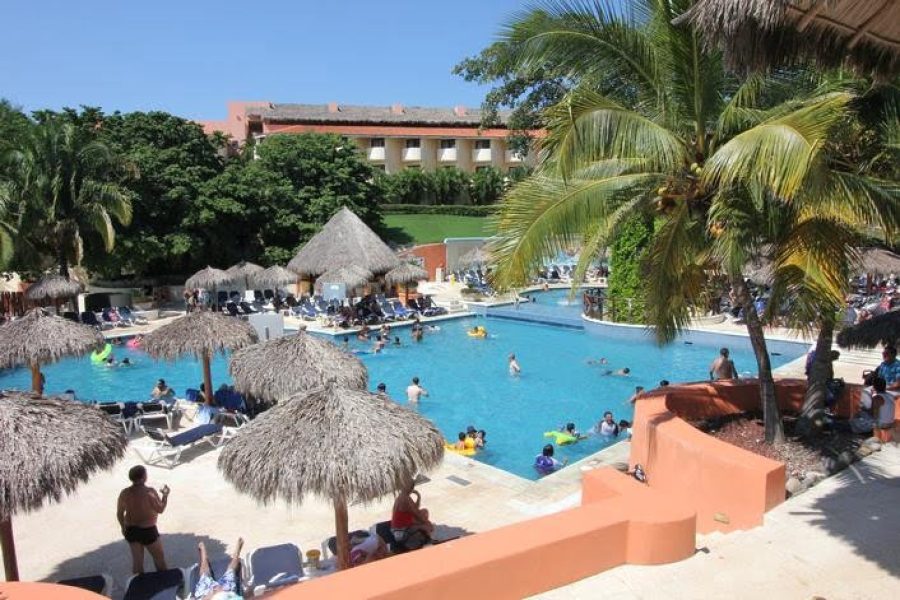 WEBIMG145263_Pool_140117150748-qc1n3vwrgc974gyx2a97p5oewo35iucz9pw4mhuusw