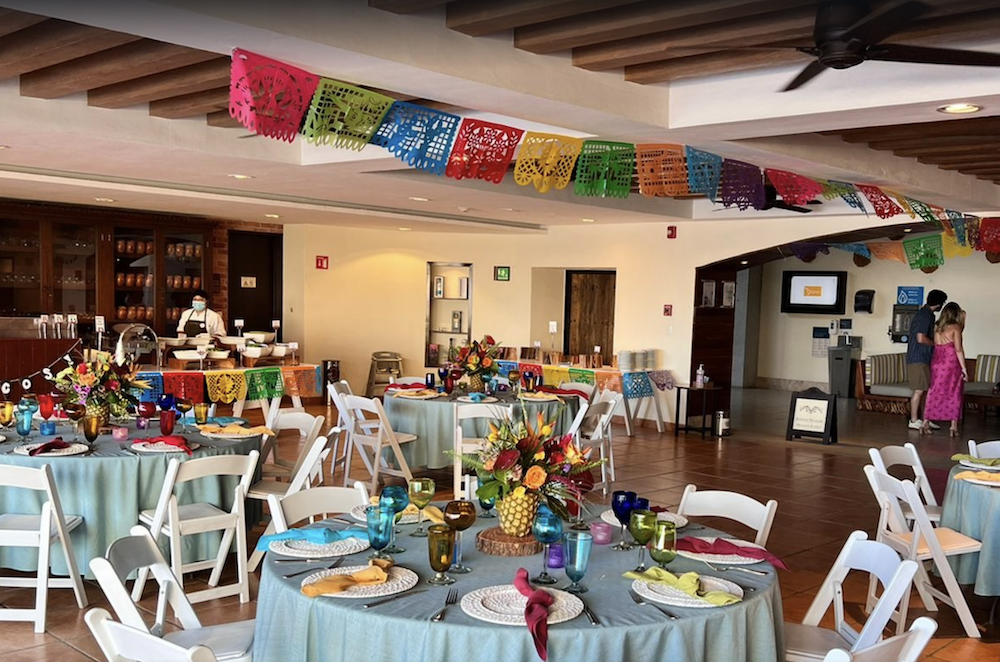 La Tequileria Agave Bar