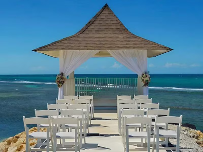 Gazebo. CAPACITY 20 GUESTS