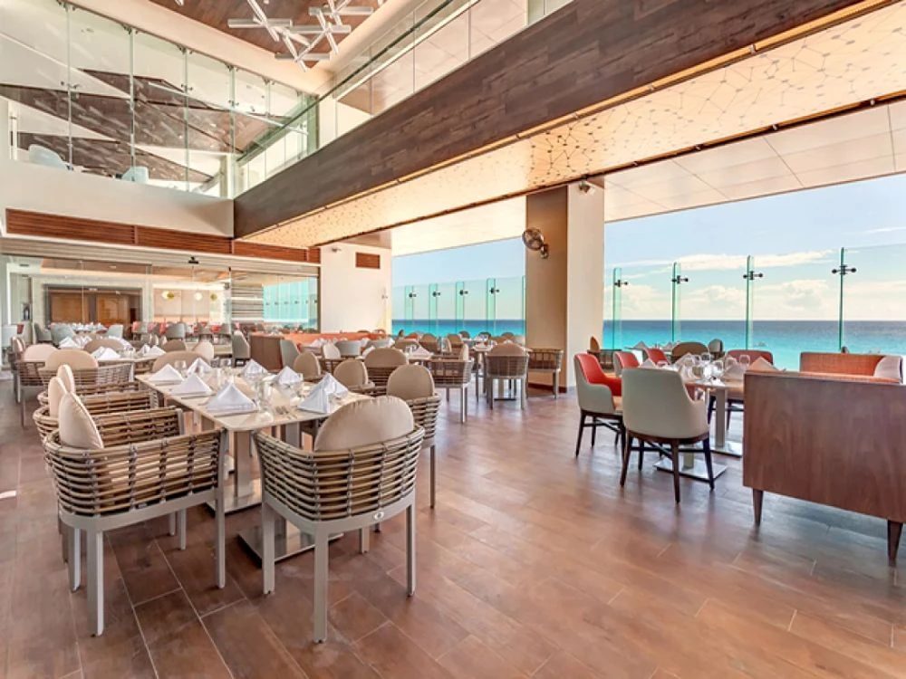 Gourmet Marche-• Reception 80