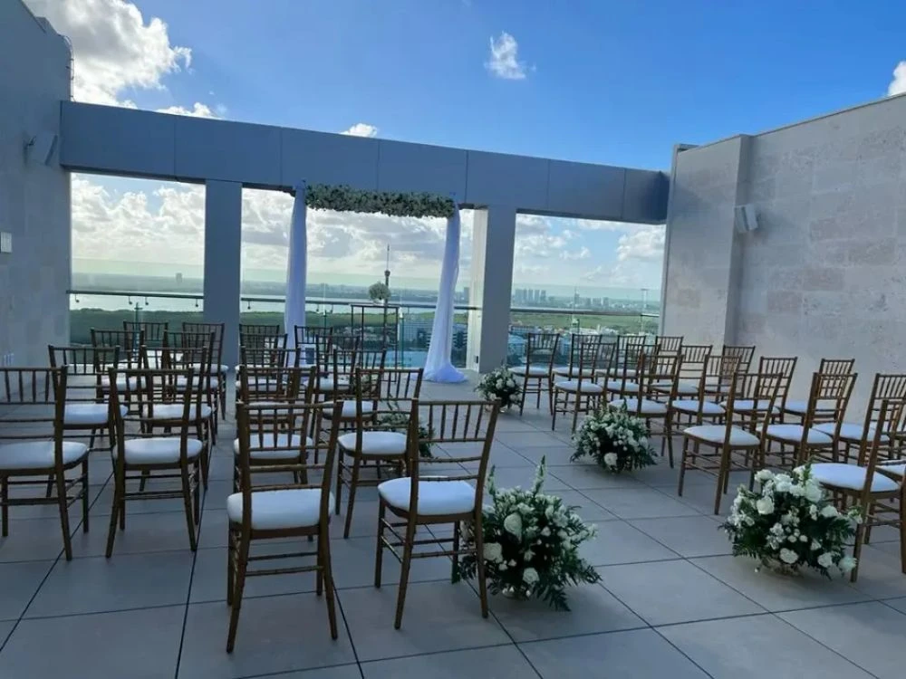 Gallery Photo 1