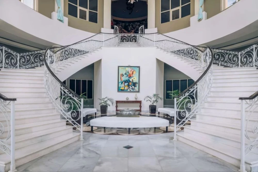Grand Staircase