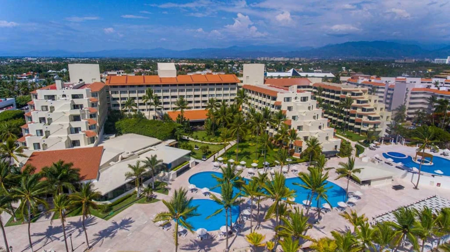 Occidental Nuevo Vallarta — best destination wedding on a budget