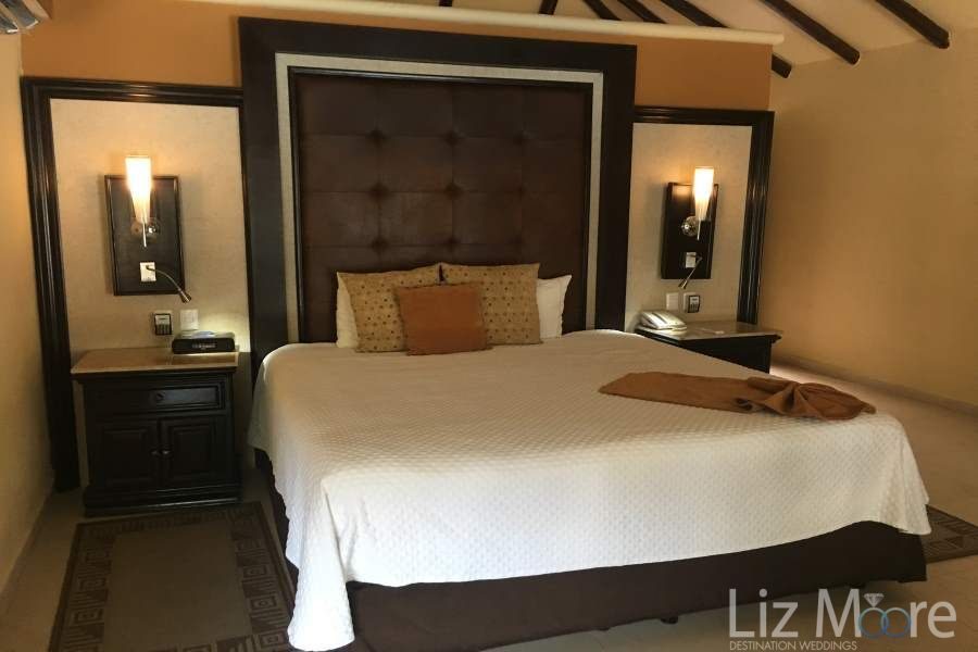 El-Dorado-Casitas-King-Bed.jpg