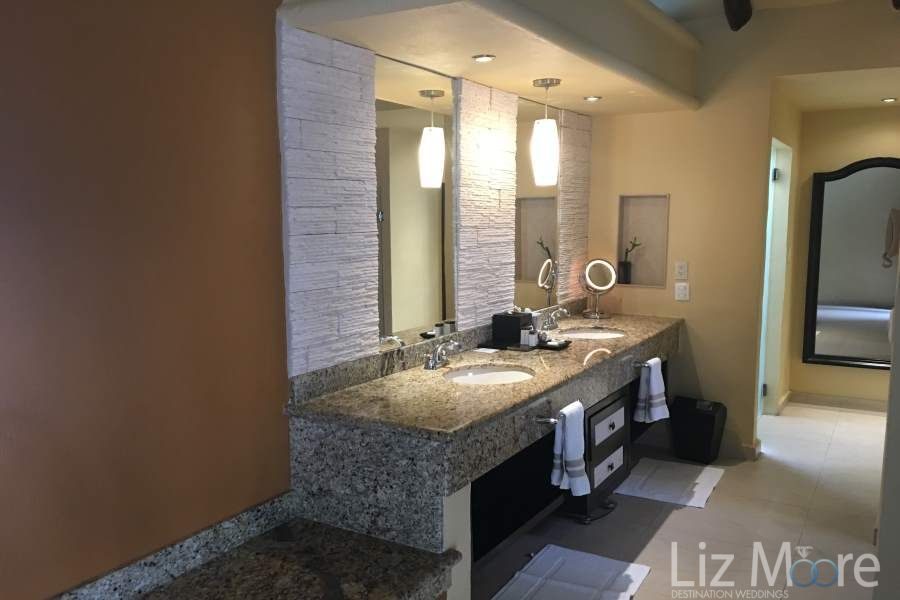 El-Dorado-Casitas-Luxury-Bath.jpg