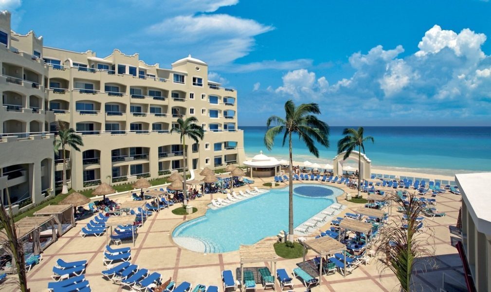 Gran-Caribe-Real-Cancun-Pool