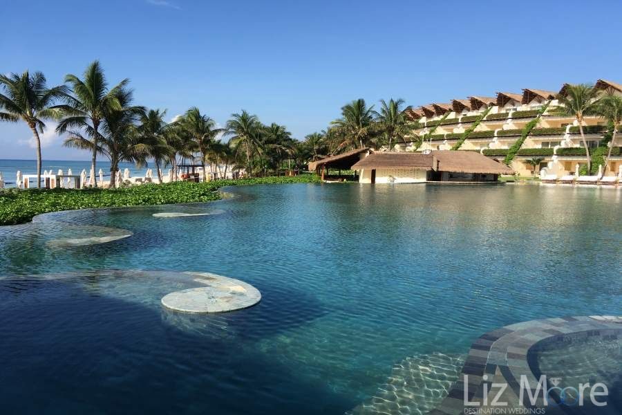 Grand-Velas-Riviera-Maya-Swim-up-Bar.jpg