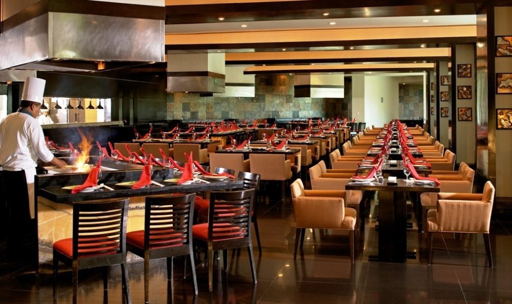 Hard-Rock-Hotel-Cancun-Restaurant-3.jpg