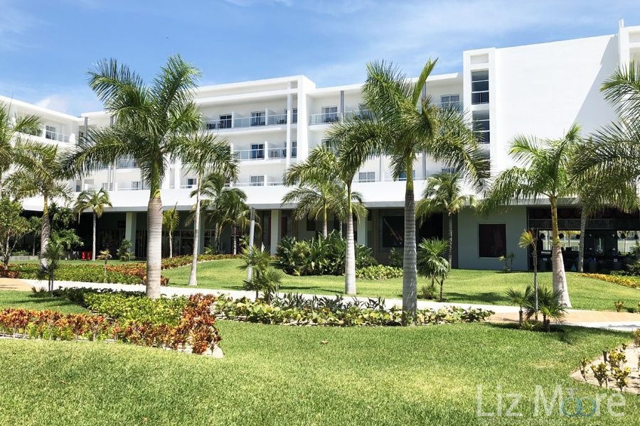 Hotel-Riu-Dunamar-Playa-Mujeres-room-building.jpg