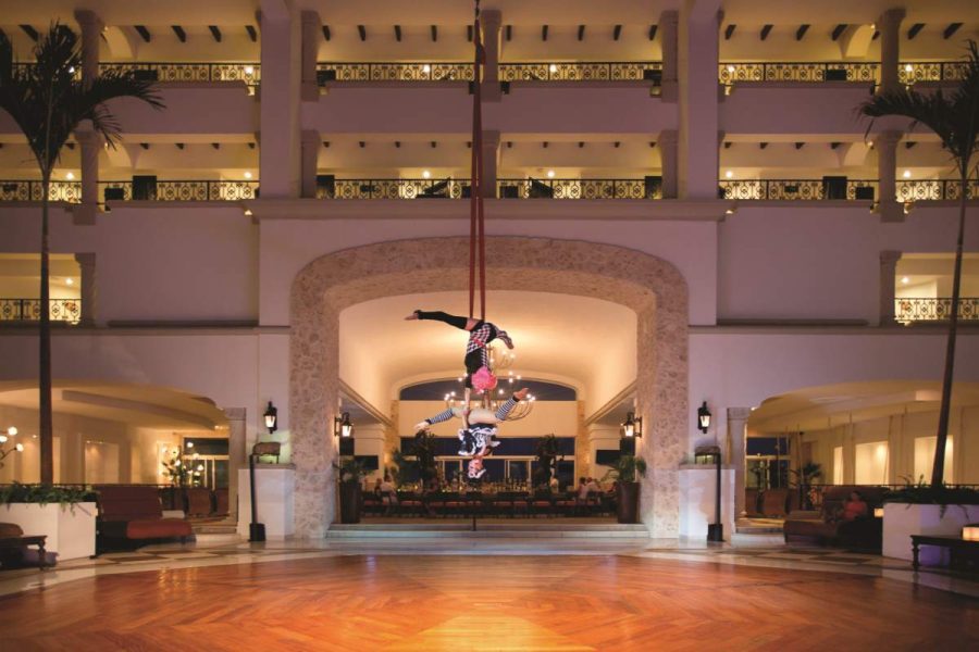 Hyatt-Zilara-Cancun-Entertainment-Performers