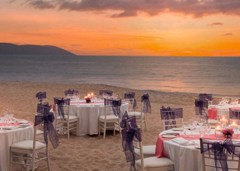Hyatt-Ziva-Puerto-Vallarta-P106-Beach-Wedding-Reception.masthead-feature-panel-medium-700x500_c