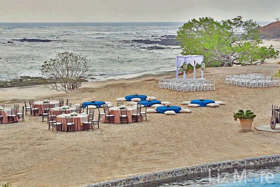 JW-Marriot-Guanacaste-beach-reception.jpg
