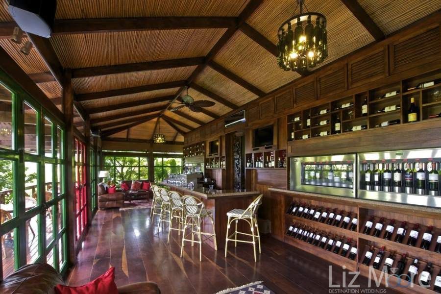 Nayara-Resort-Spa-and-Gardens-Bar.jpg
