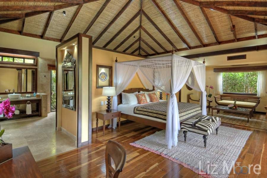 Nayara-Resort-Spa-and-Gardens-Bedroom-and-Seating.jpg