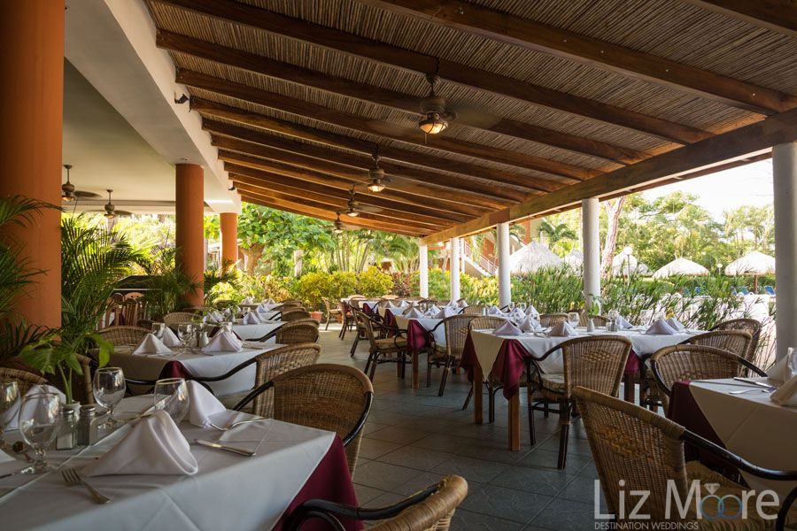 Occidental-Tamarindo-outdoor-restaurant.jpg