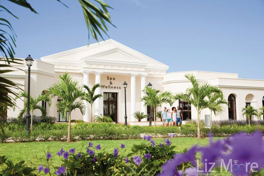 Riu-Guanacaste-Costa-Rica-main-Entrance.jpg