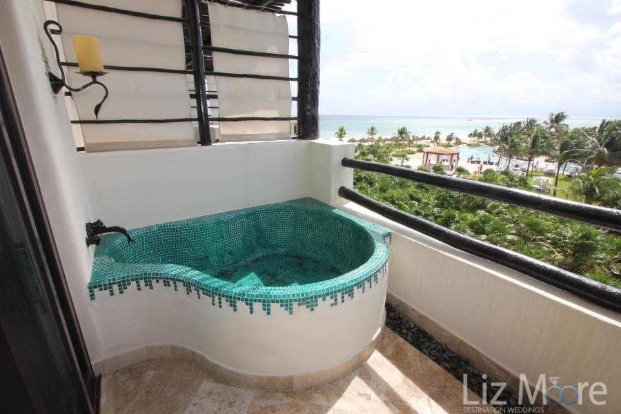 Secrets-Maroma-Beach-Outdoor-Bath.jpg