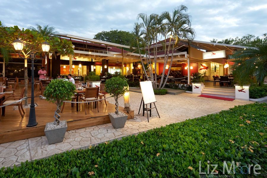 Tamarindo-Diria-Beach-outdoor-restaurant.jpg