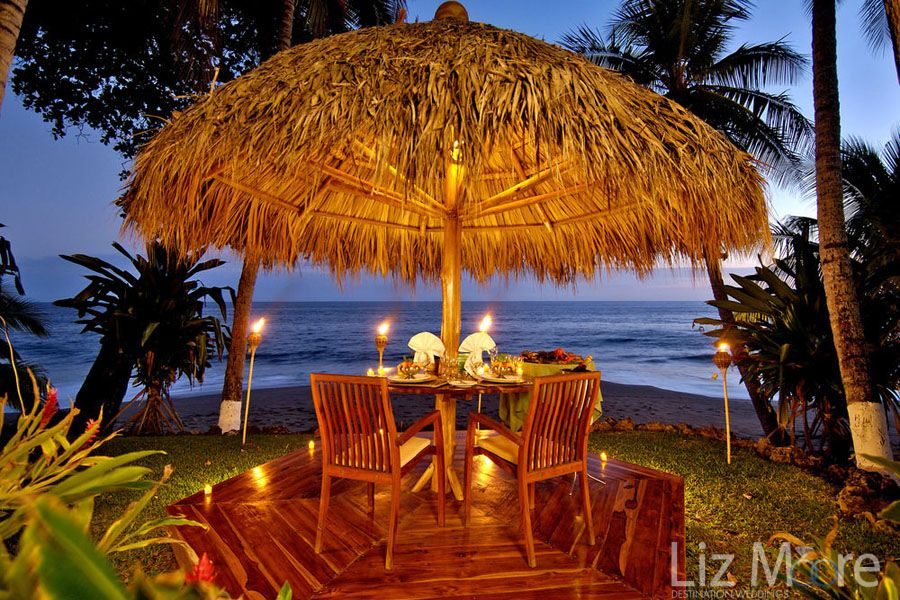 Tango-Mar-Beachfront-Boutique-Hotel-Villas-romantic-dinner.jpg