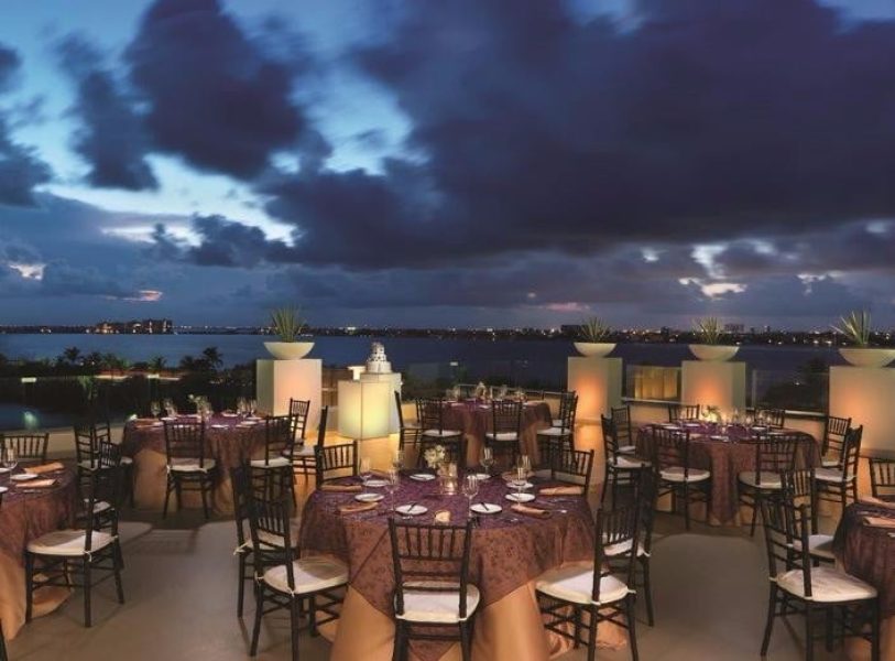 WEBIMG133743_EveningReception_130816120049-unsmushed