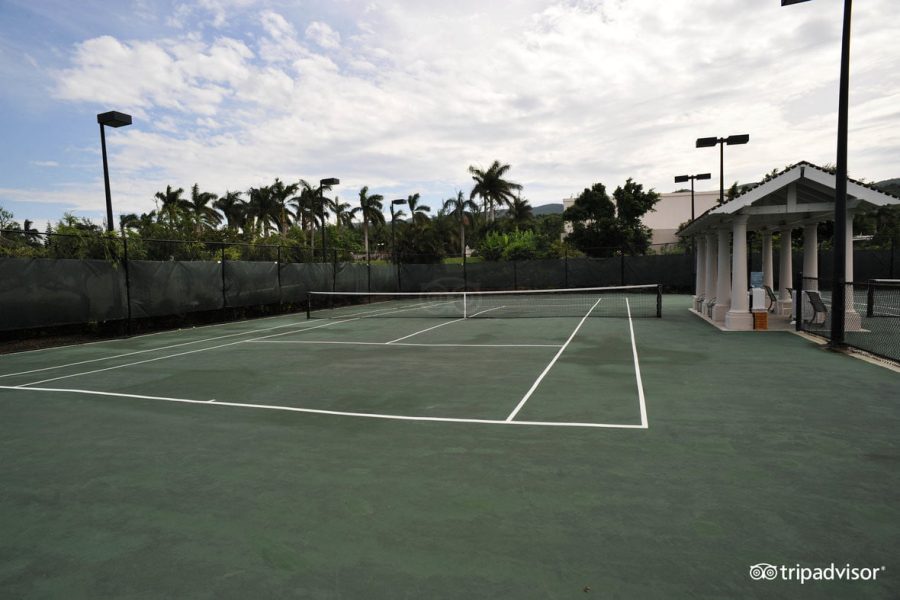 tennis-the-ritz-carlton-golf-spa-.jpg